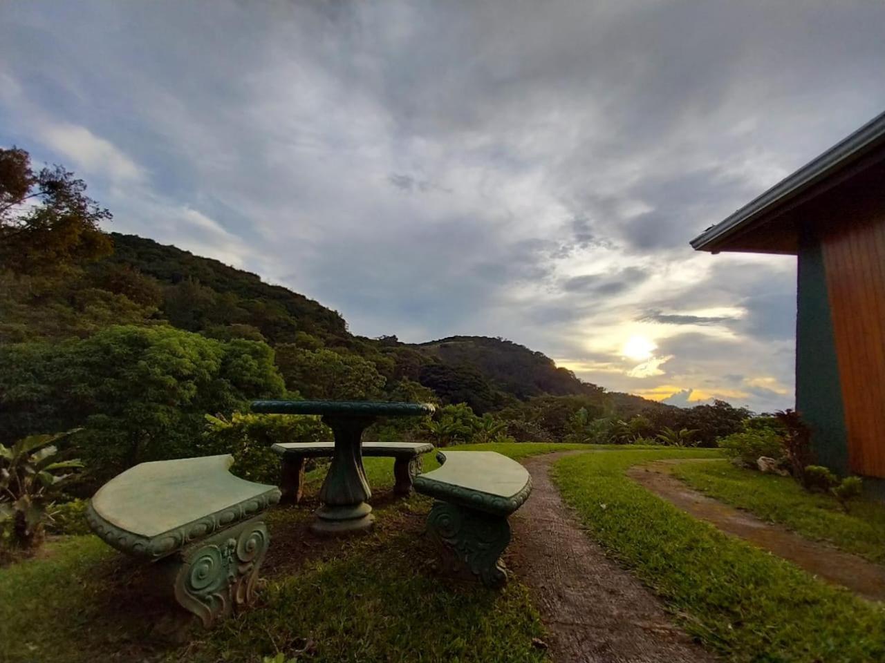 Bed & Breakfast Belcruz Family 3*